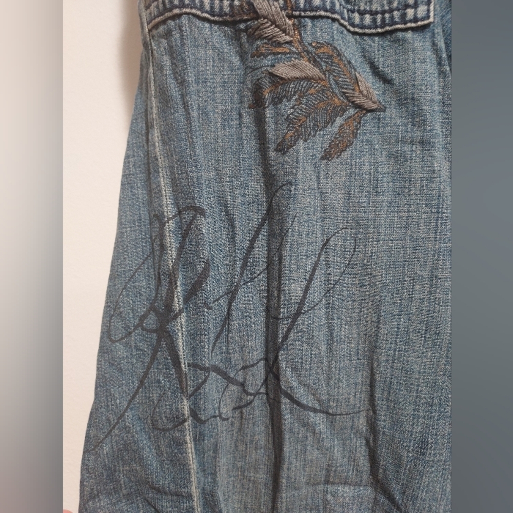 Blue Jeans With Pattern - Picture 5 of 7